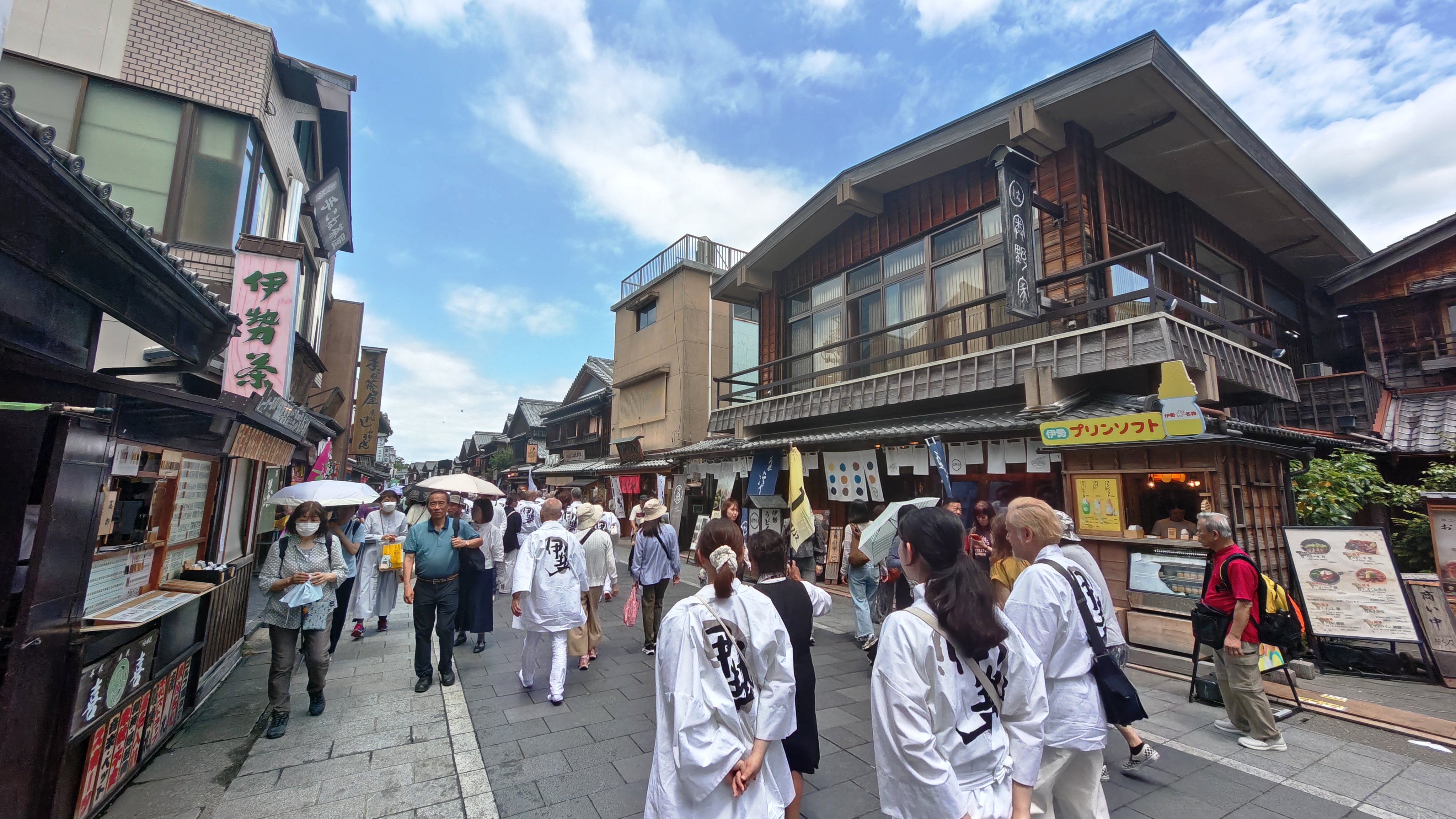 おかげ横丁の通り